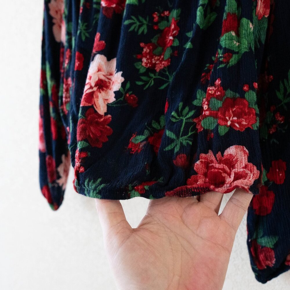 Ambiance Navy Floral Off Shoulder Crop Top | Size L | Long Sleeve Boho Blouse - Picture 6 of 9